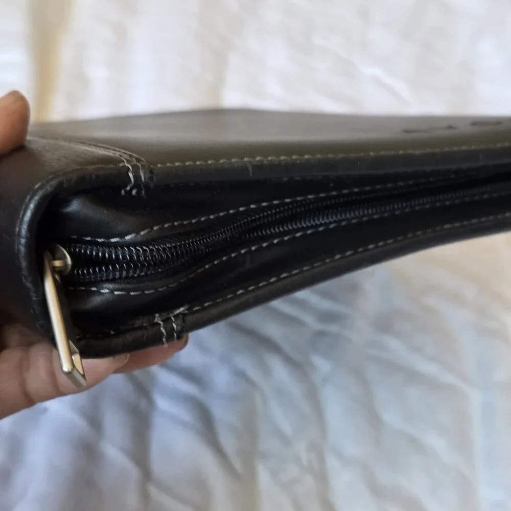 Avon Black Planner Organizer Zippered 10 X 8 in.